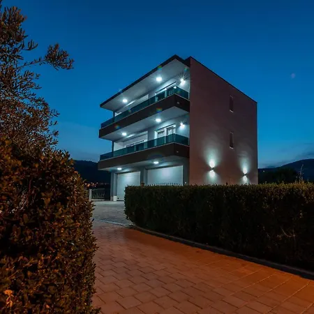 Dalmata Apartman Trogir